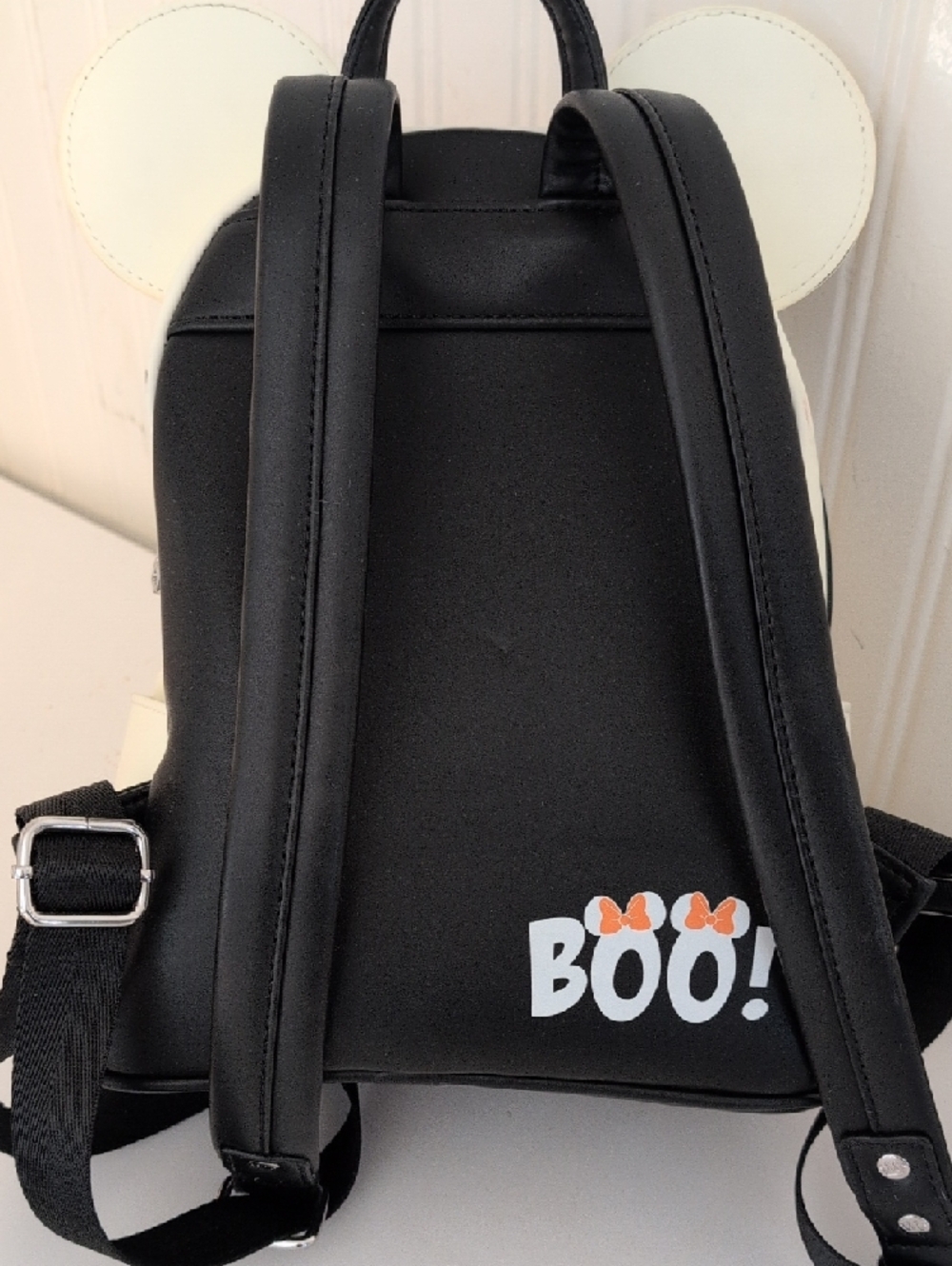 Disney Minnie Ghost Loungefly Mini Backpack Glows In The Dark! - Picture 2 of 5